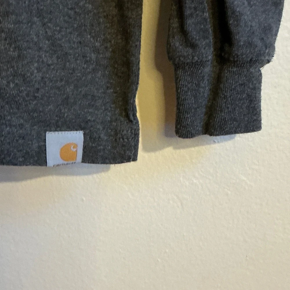 Carhartt Men's Charcoal Long Sleeve Tee with Gold Logo - Picture 5 of 5